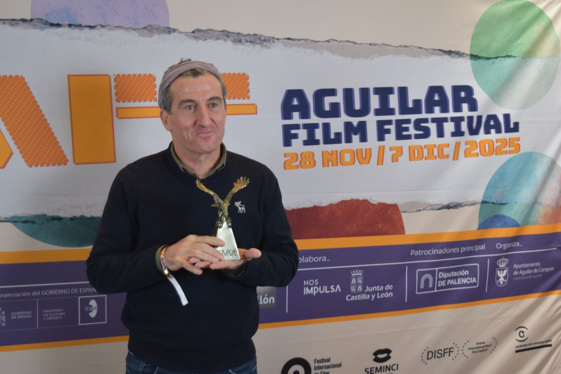 Aguilar se rinde a Luis Zahera