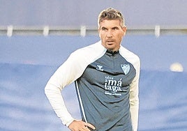Funes, durante un entrenamiento con el Málaga.