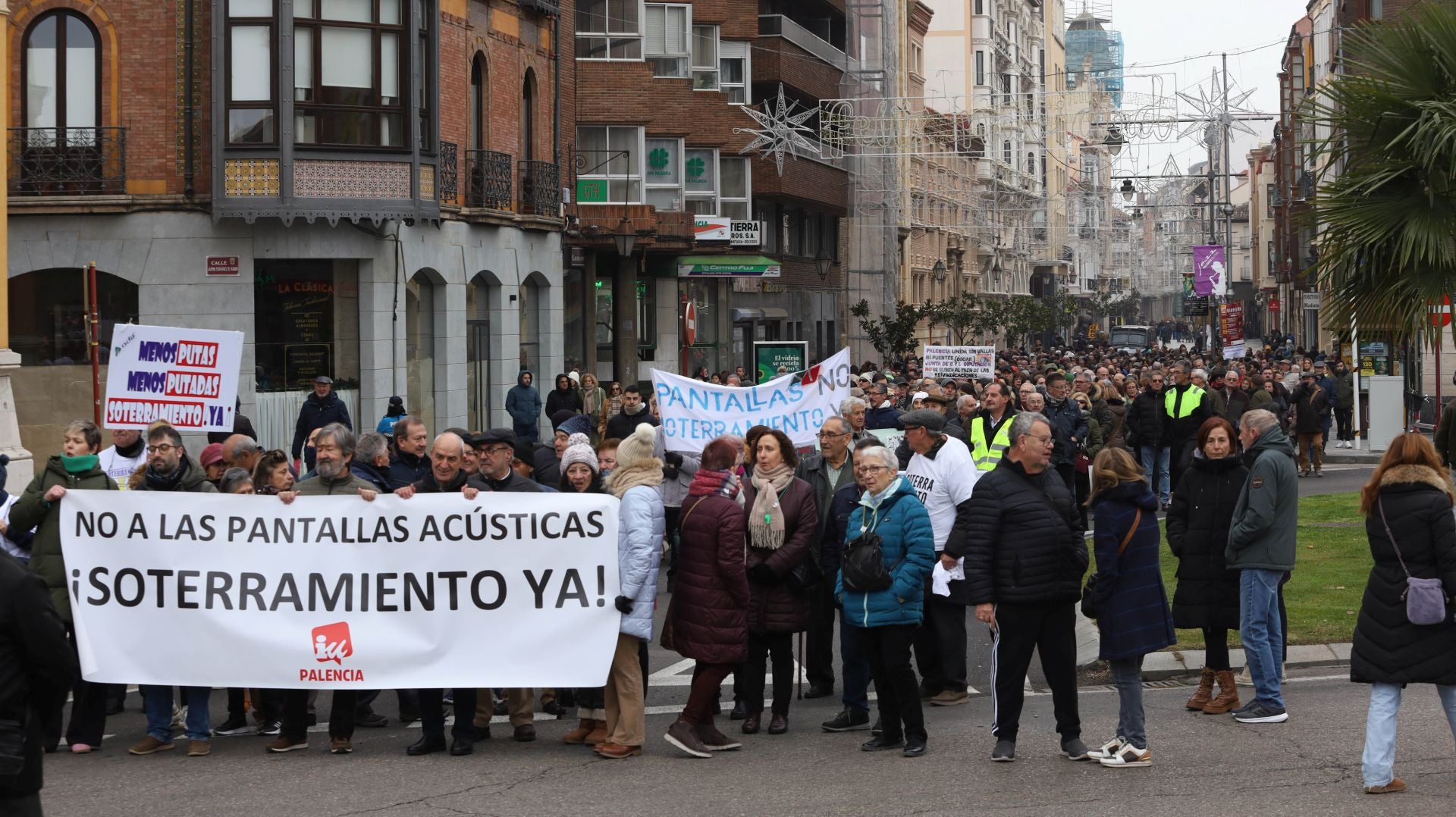 Así ha transcurrido la manifestación en Palencia por el soterramiento