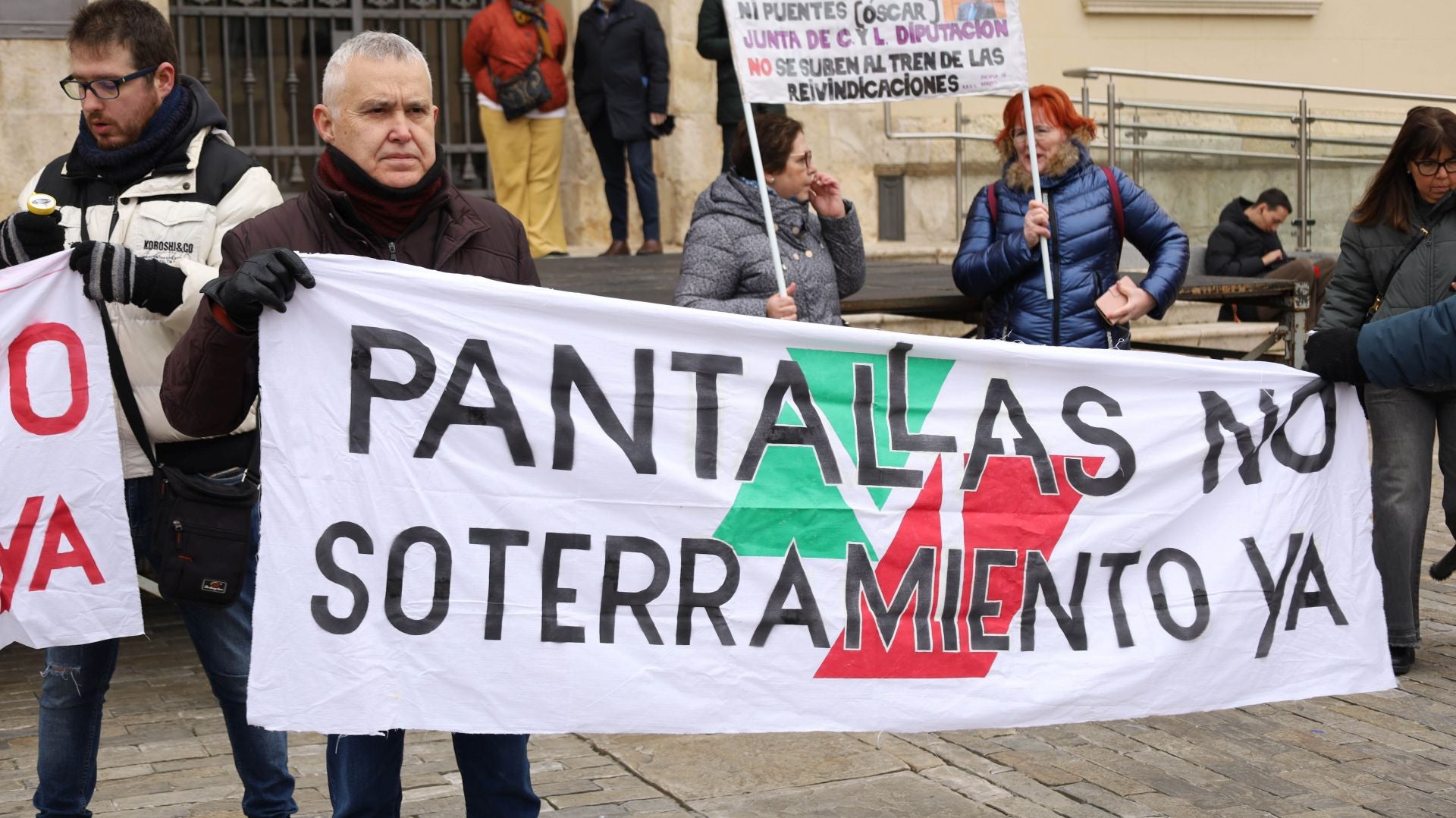 Así ha transcurrido la manifestación en Palencia por el soterramiento