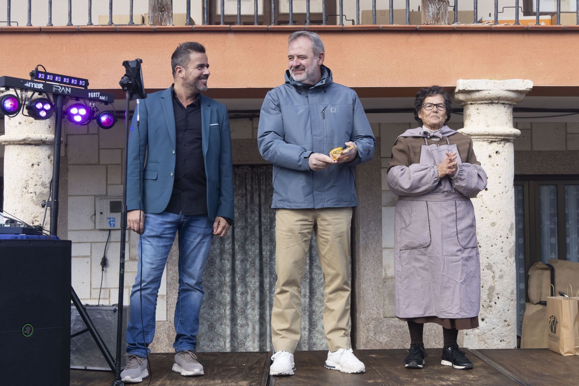 Entrega de las distinciones durante las XV Jornadas del Mondongo