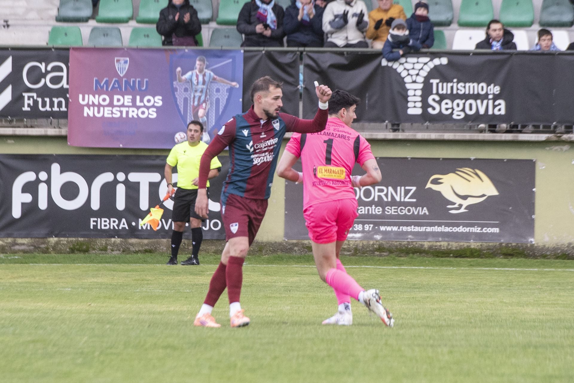 Fotos del empate entre la Segoviana y el Atlético Astorga