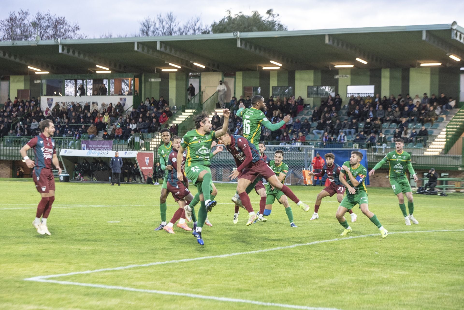 Fotos del empate entre la Segoviana y el Atlético Astorga