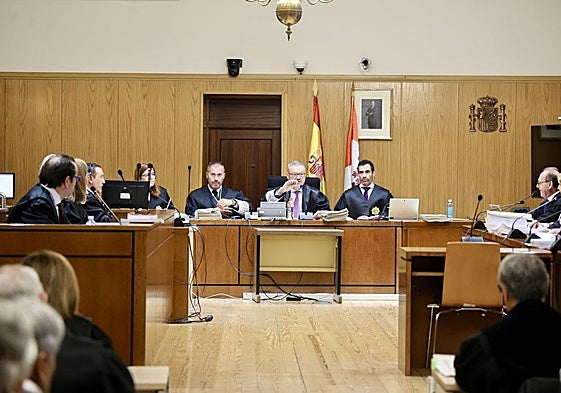 Inicio del juicio por la trama eólica el pasado mes de septiembre en la Audiencia de Valladolid.