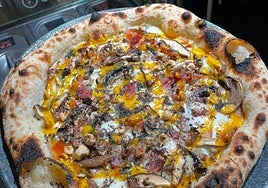 La pizza leonesa que se lleva el segundo premio.