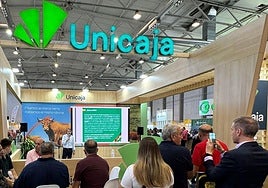 Charla promovida por Unicaja en la Feria Agropecuaria de Salamanca.