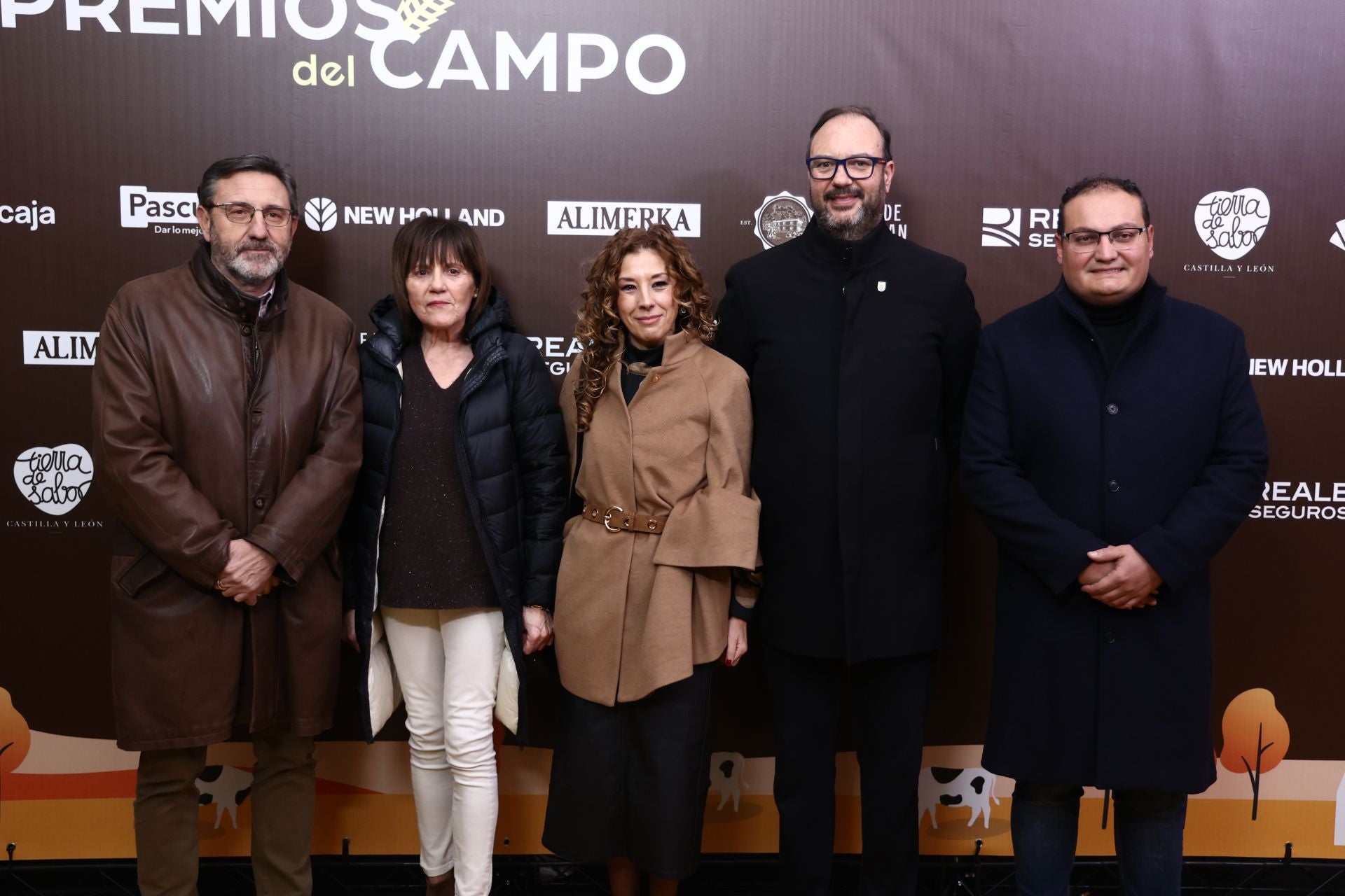 Diputados provinciales y procuradores en las Cortes del Partido Socialista.