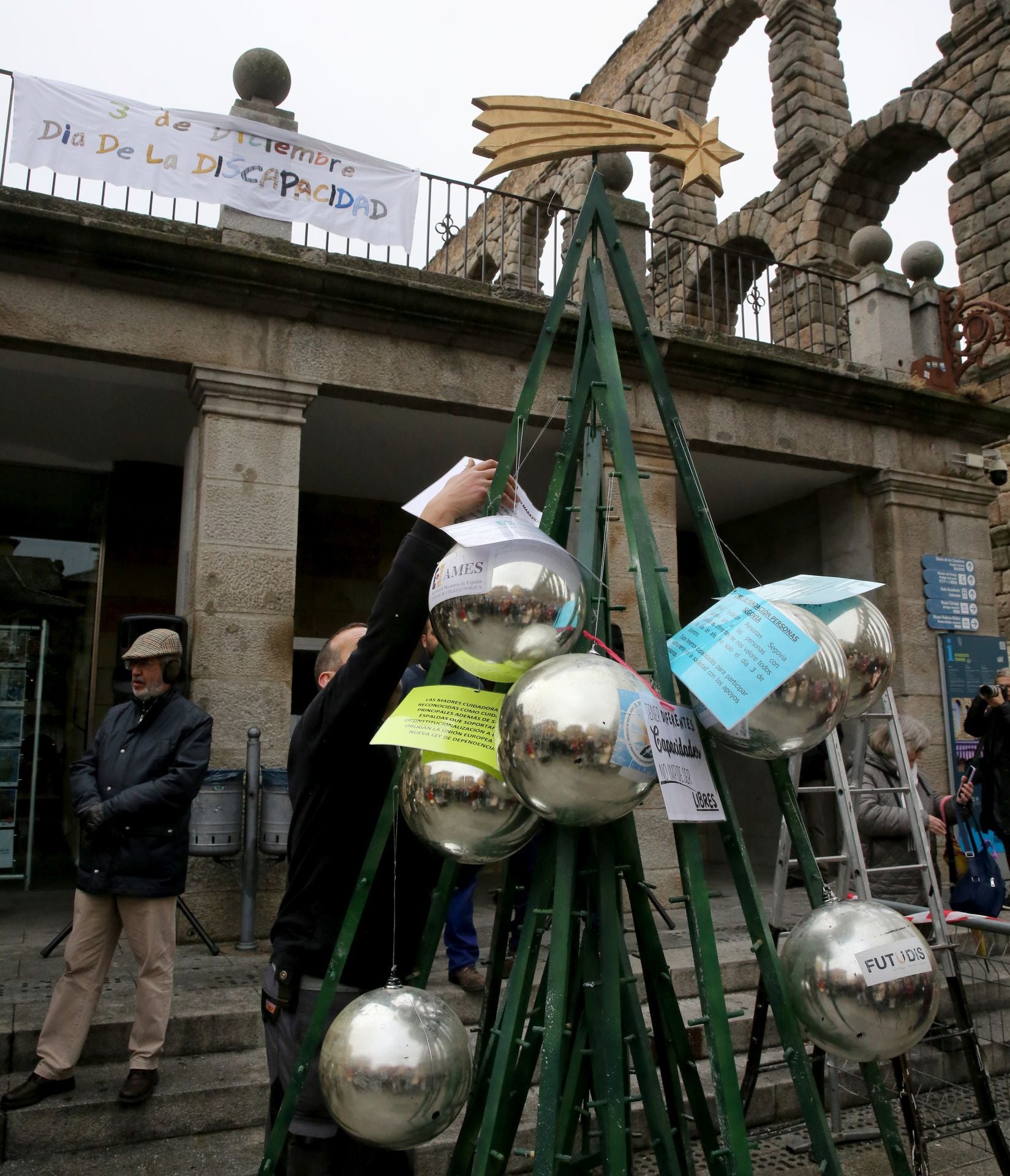 Fotos del Día de las Personas con Discapacidad en Segovia