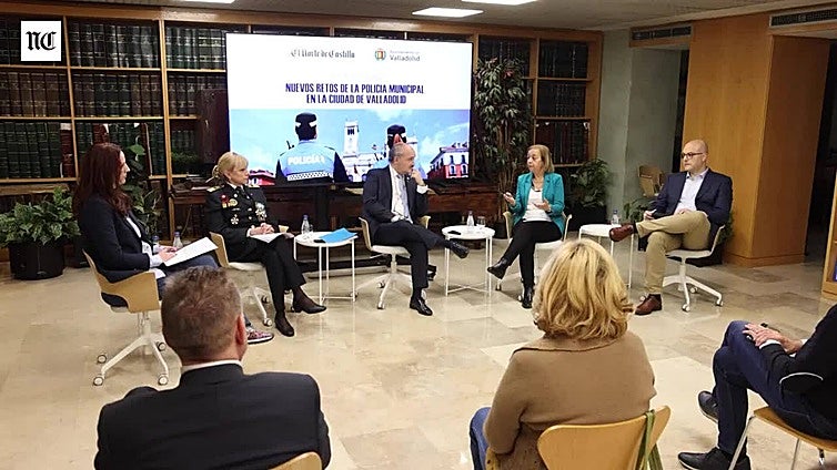 Así ha sido la Mesa Redonda 'Nuevos retos de la Policía Municipal en Valladolid'