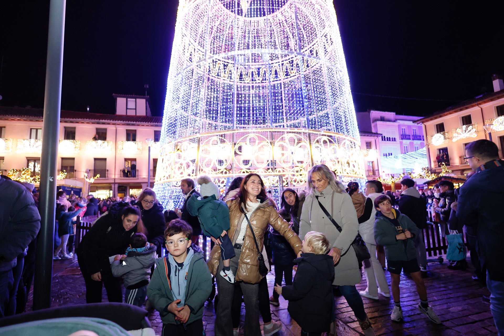 Palencia ilumina sus calles y sus plazas por Navidad