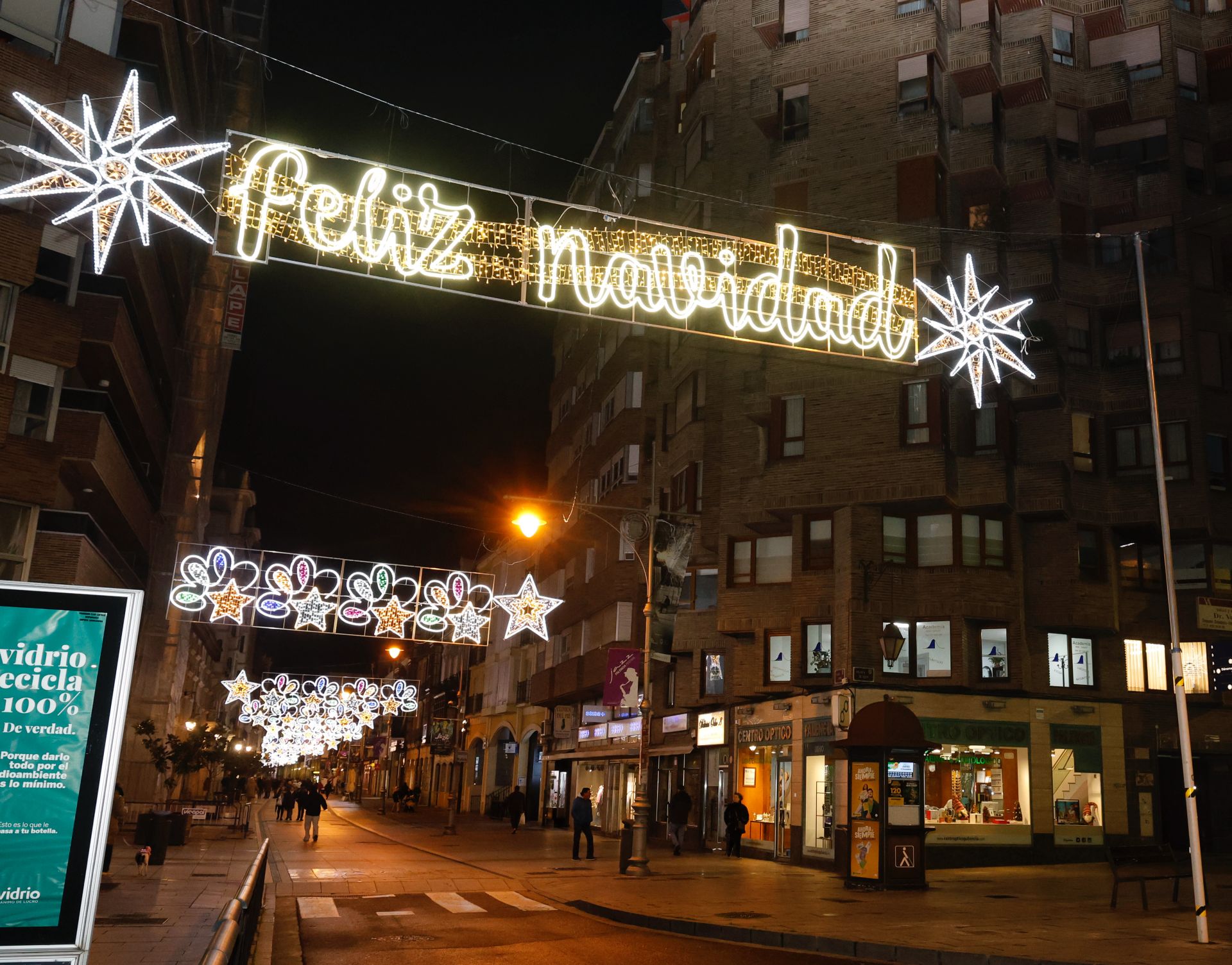 Palencia ilumina sus calles y sus plazas por Navidad