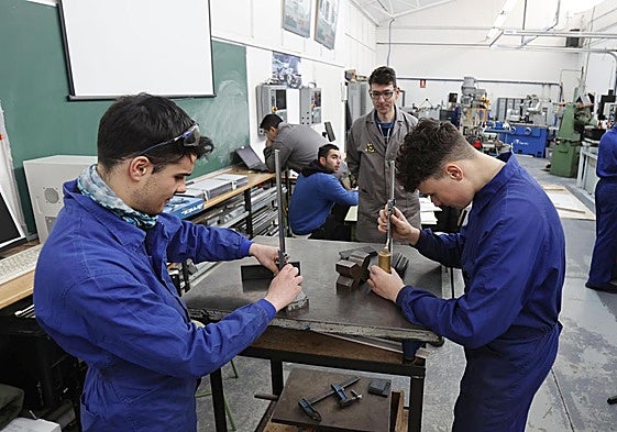 Imagen de archivo de alumnos de Formación Profesional en un instituto de Palencia.