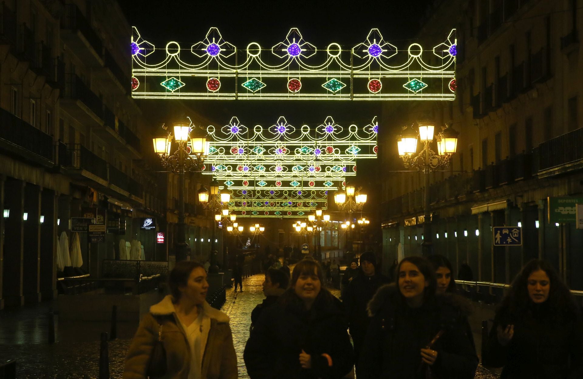 El encendido de la iluminación navideña de Segovia, en fotos