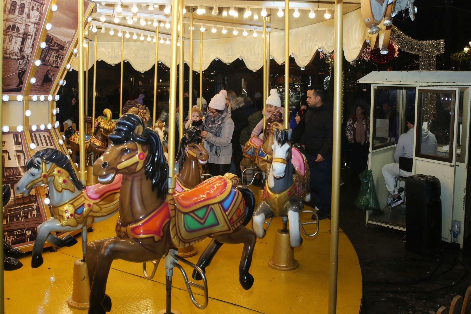 Así es el mercado navideño de Segovia