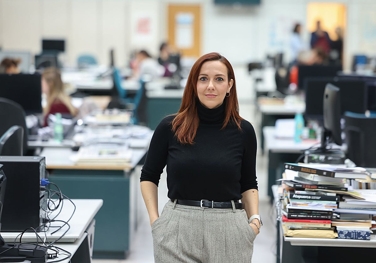 Laura Fuentes, en la redacción de El Norte.