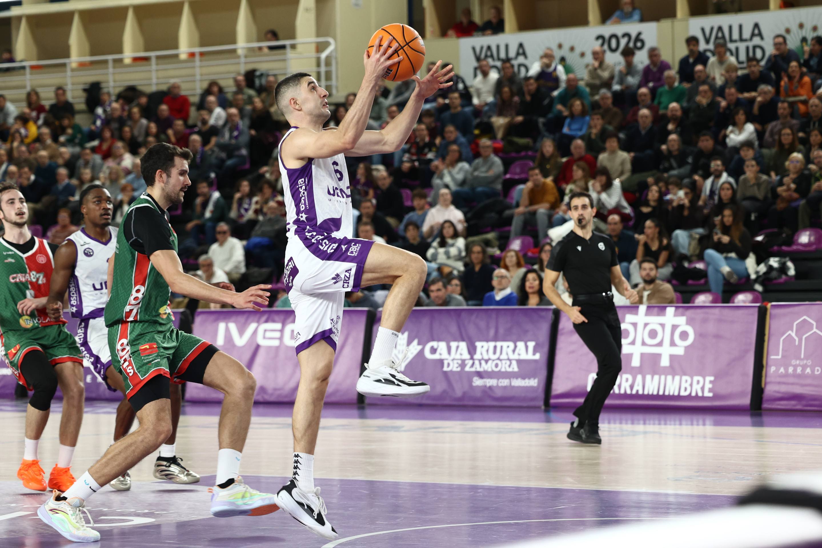 La derrota del CBC Valladolid en su regreso a Pisuerga, en imágenes