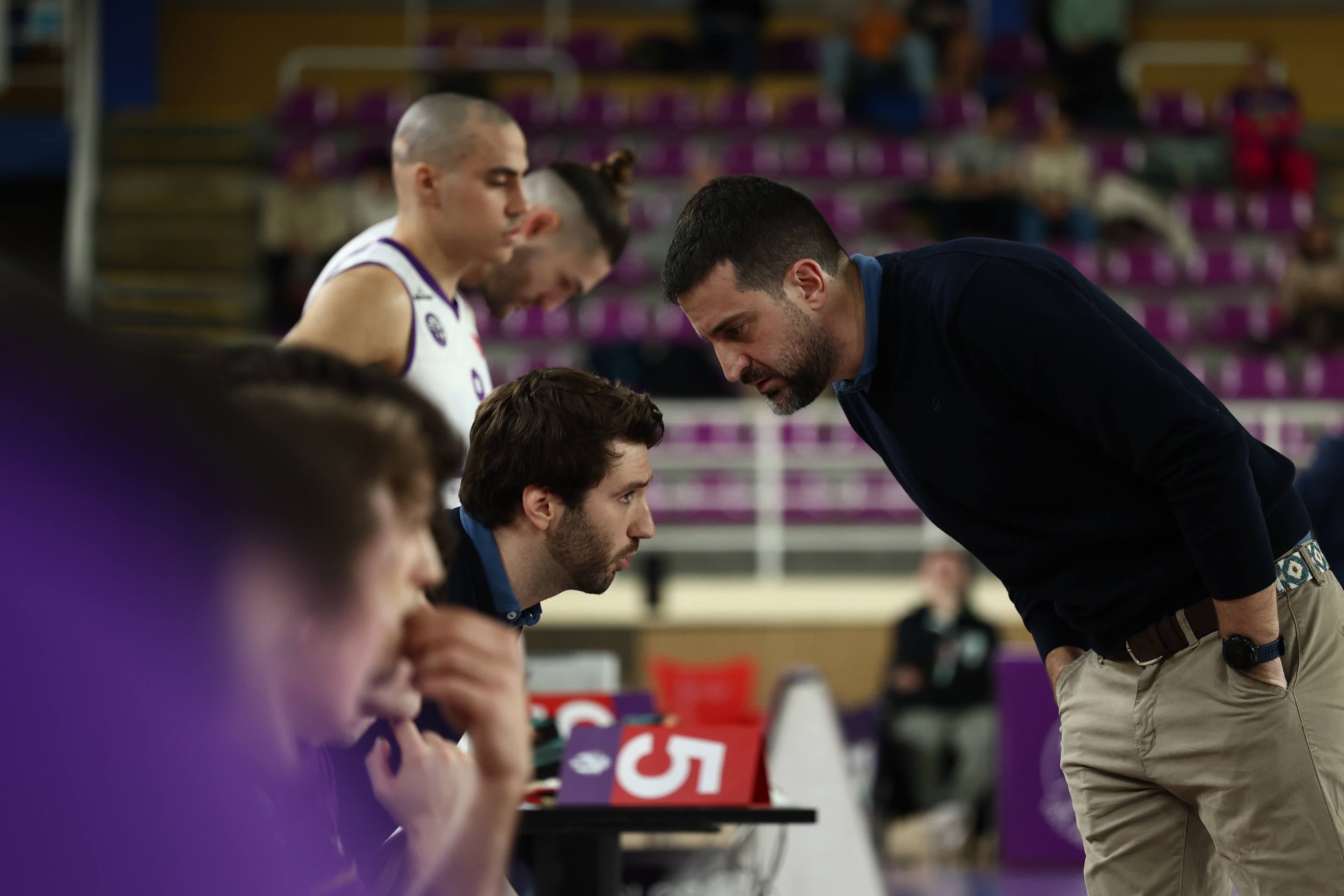 La derrota del CBC Valladolid en su regreso a Pisuerga, en imágenes