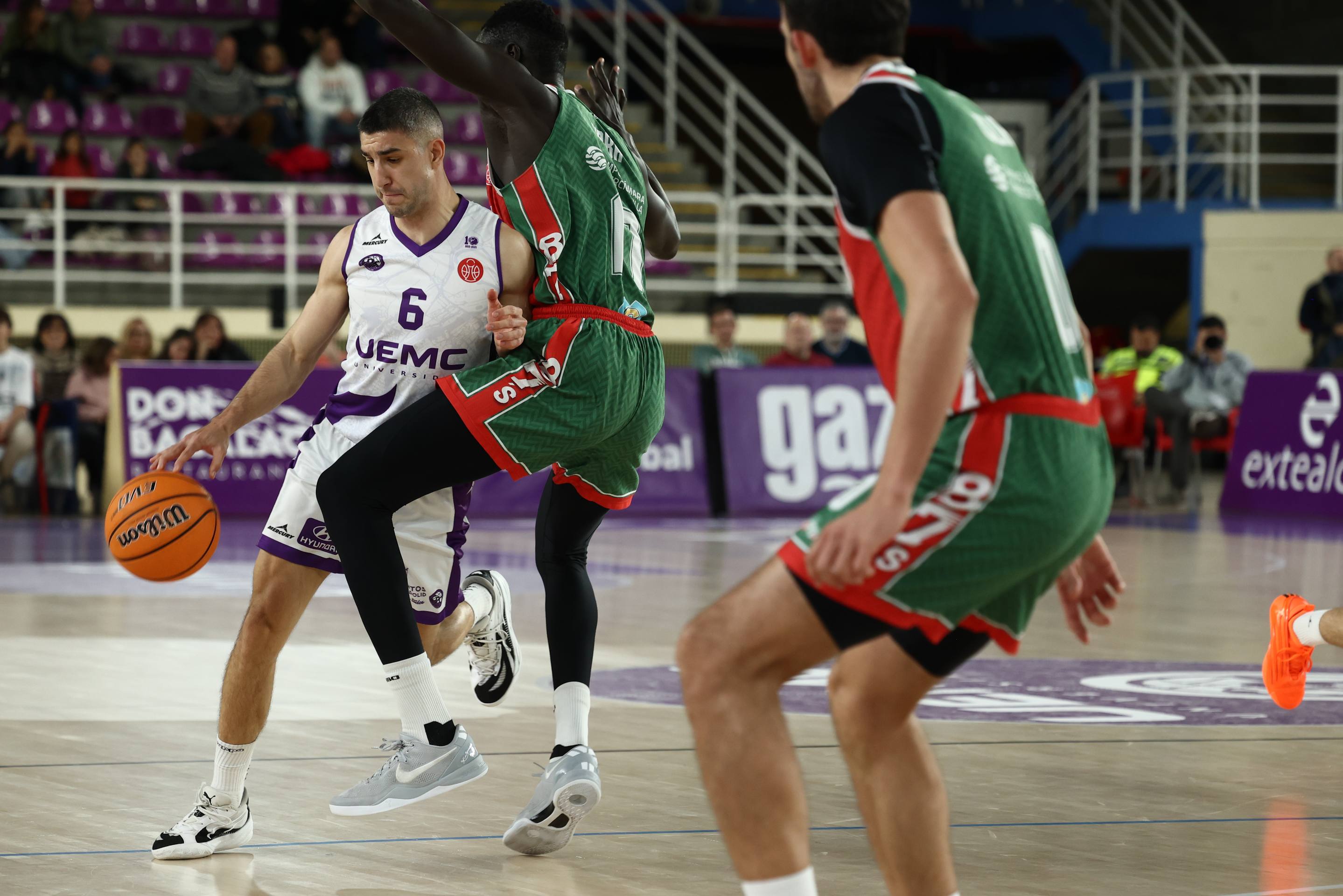 La derrota del CBC Valladolid en su regreso a Pisuerga, en imágenes