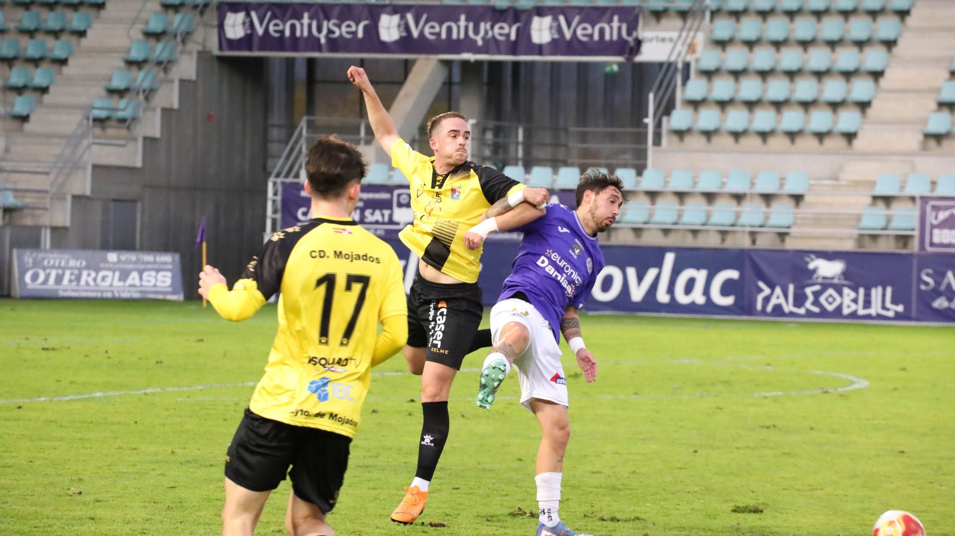 La victoria del Palencia Cristo ante el Mojados, en imágenes