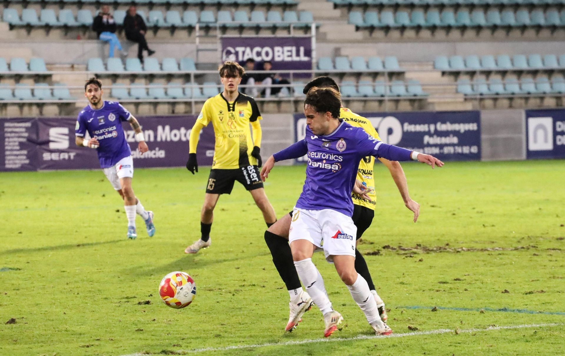 La victoria del Palencia Cristo ante el Mojados, en imágenes