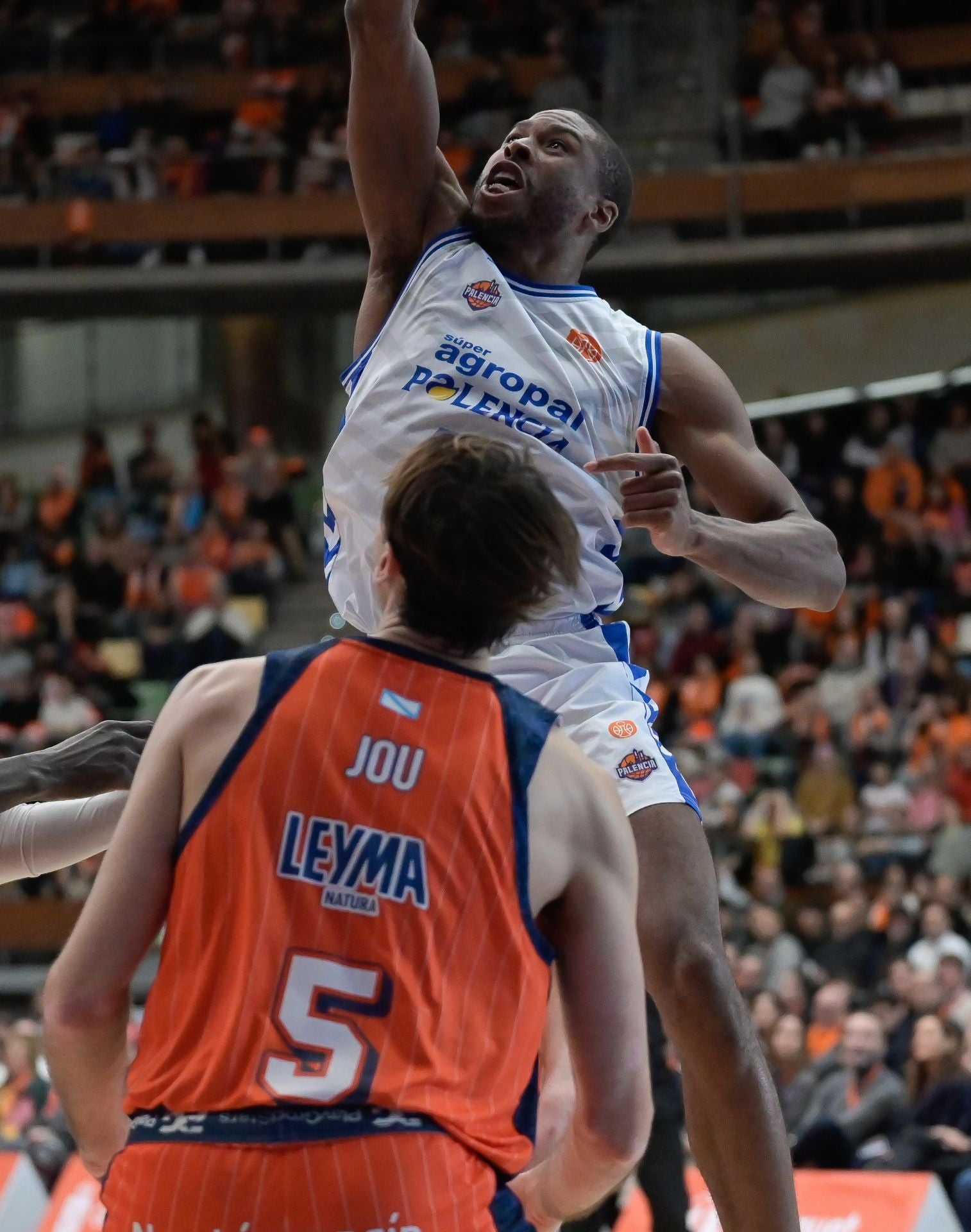Así ha sido la derrota del Súper Agropal Palencia en la pista del Leyma Coruña
