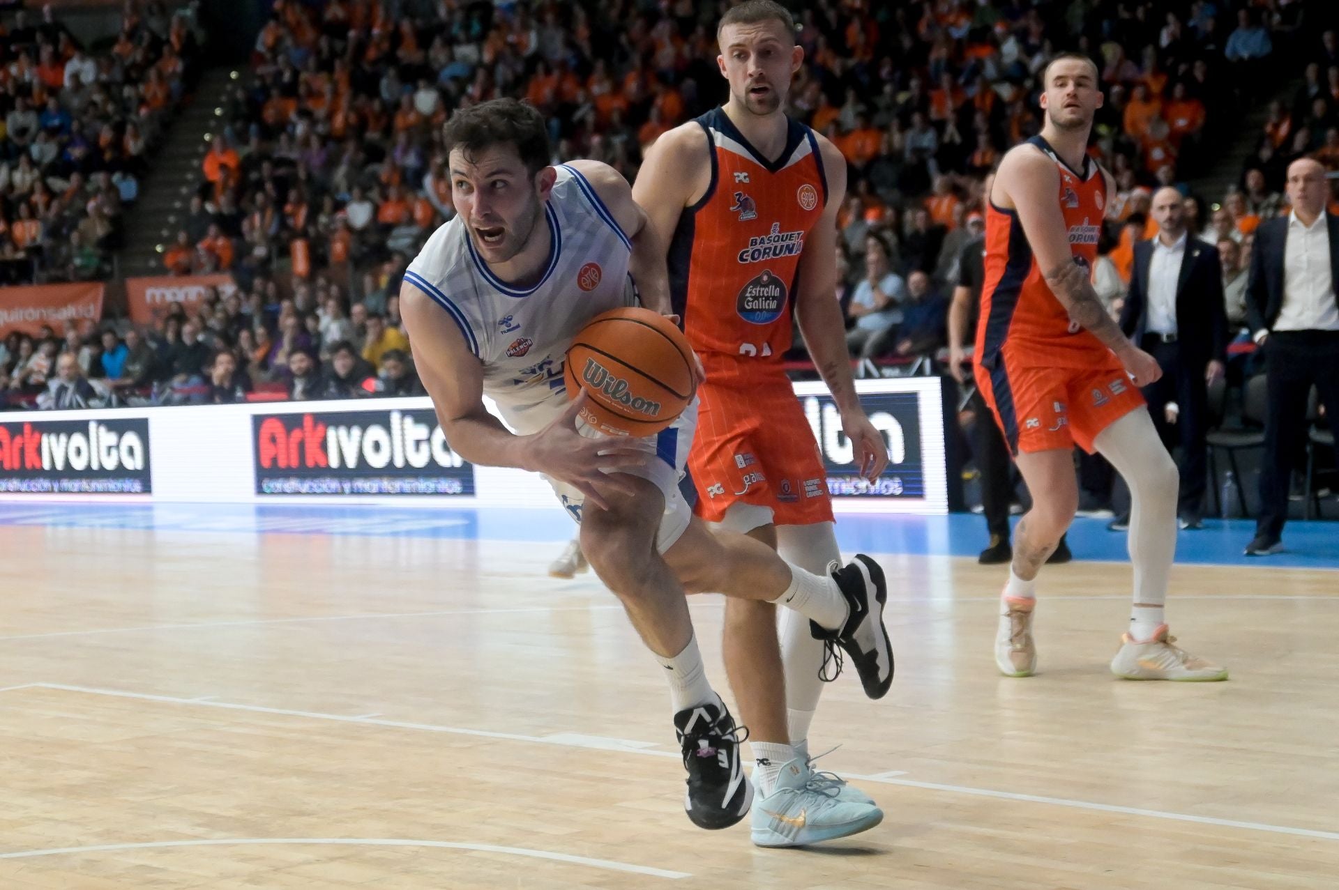 Así ha sido la derrota del Súper Agropal Palencia en la pista del Leyma Coruña