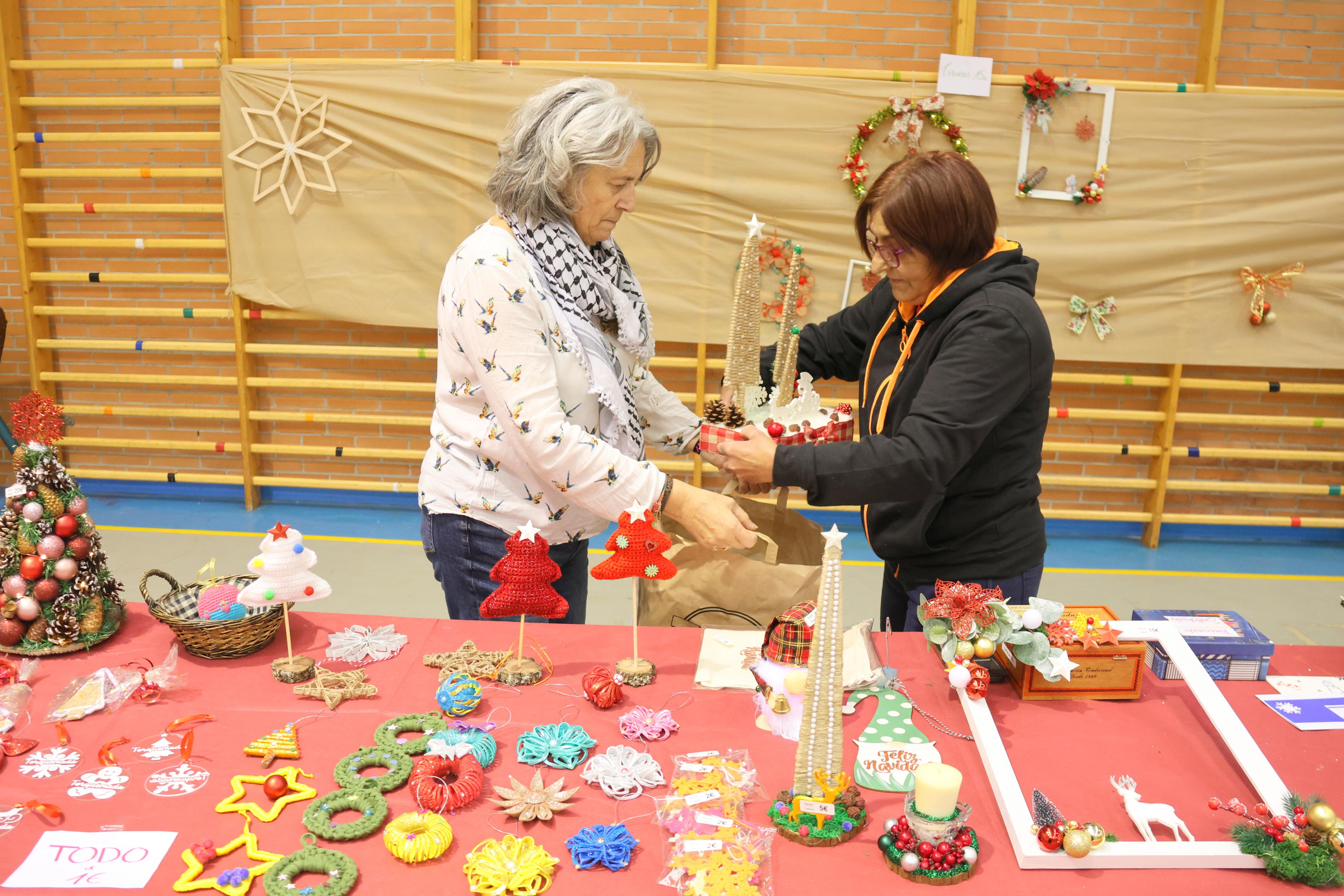 XIII Mercadillo Solidario en Torquemada