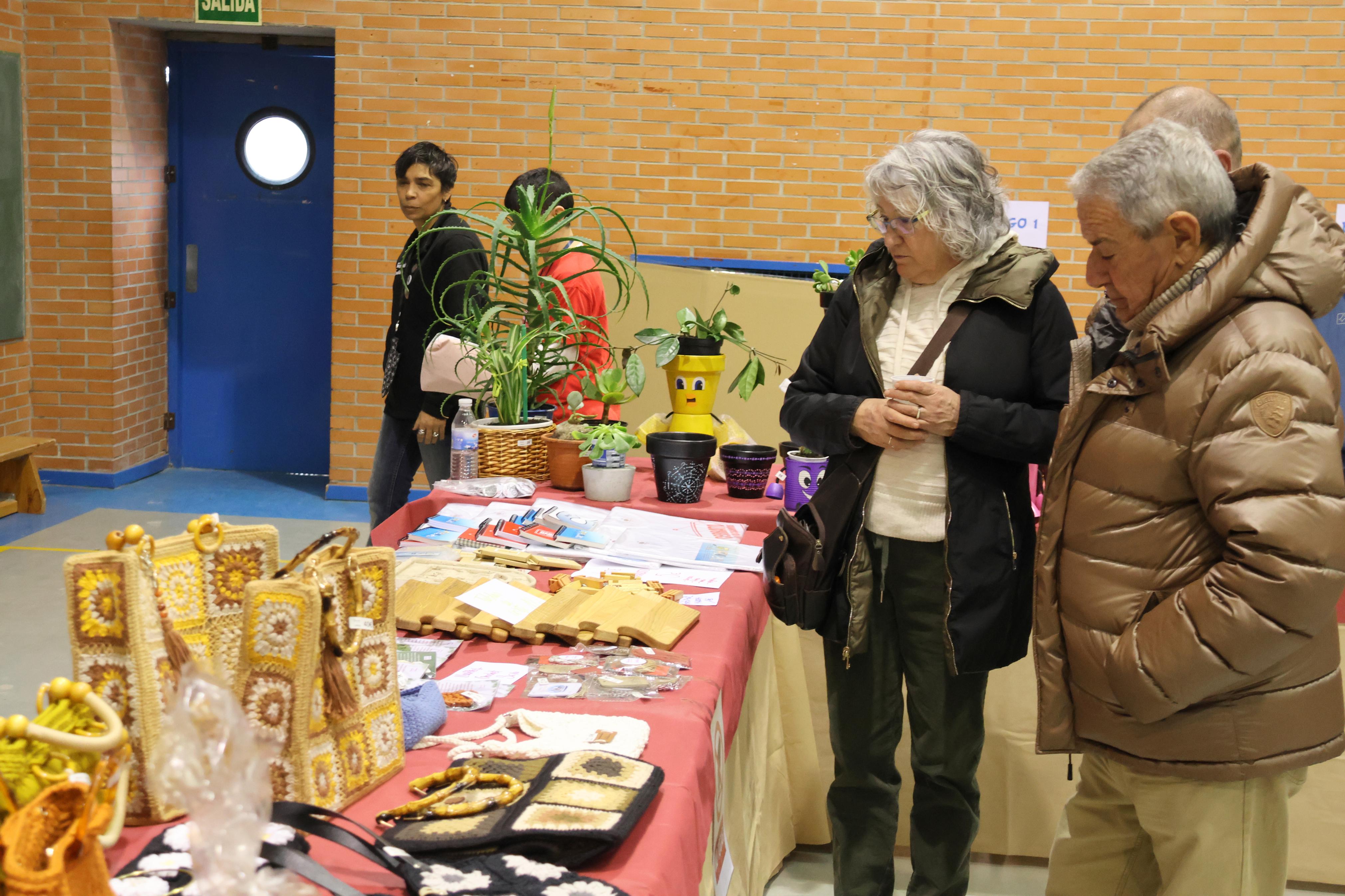 XIII Mercadillo Solidario en Torquemada