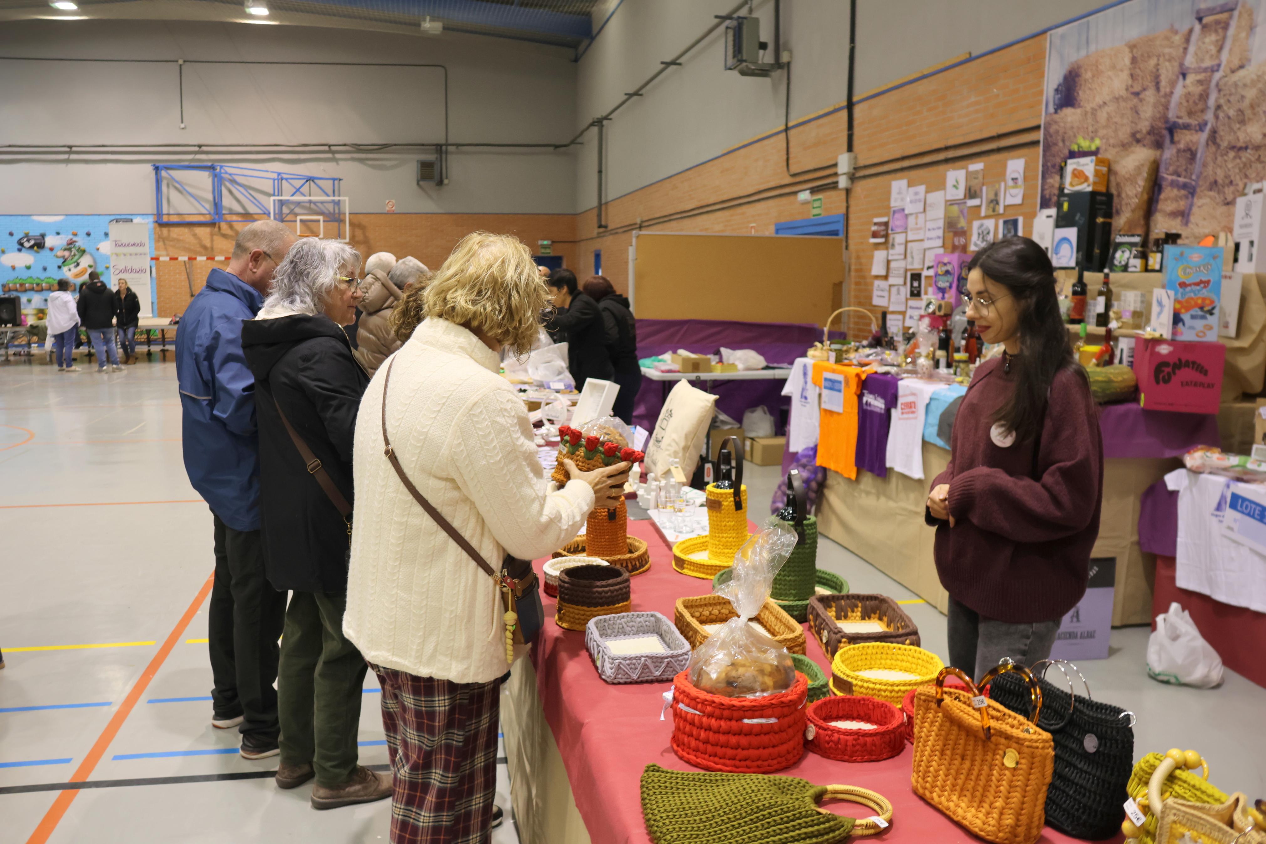 XIII Mercadillo Solidario en Torquemada