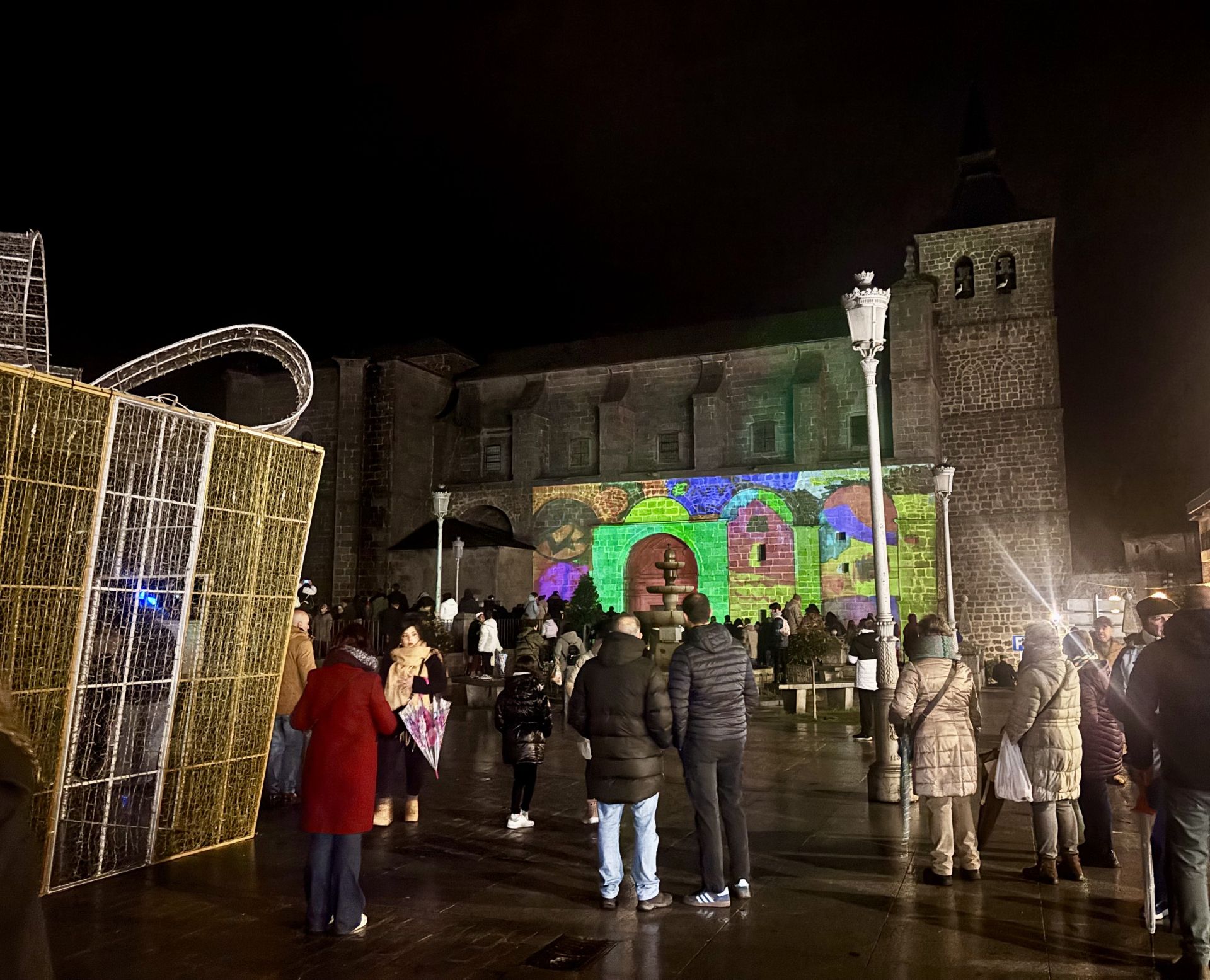 Encendido de la iluminación navideña en El Espinar.