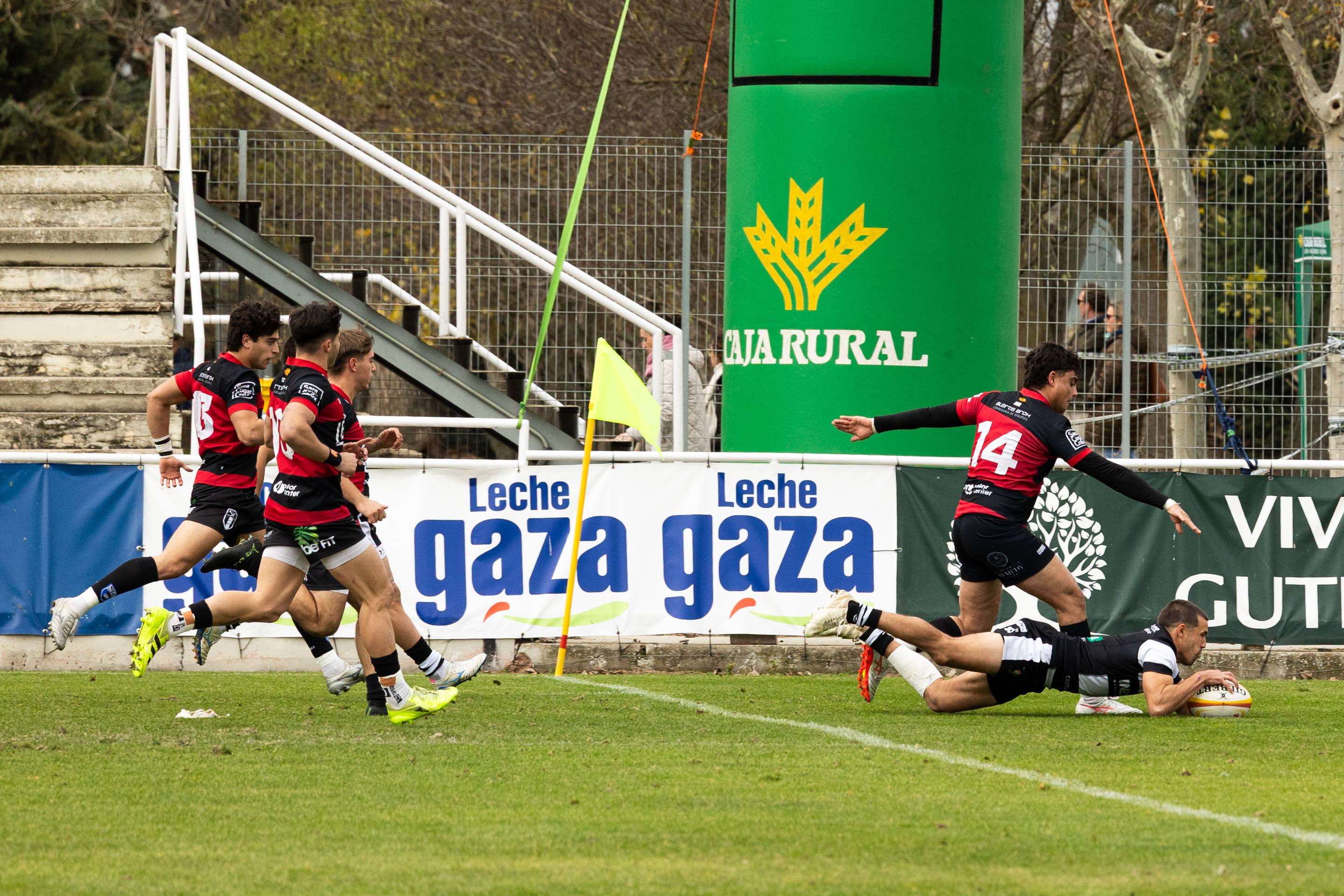 Las imágenes de la victoria del Chami ante Sant Cugat