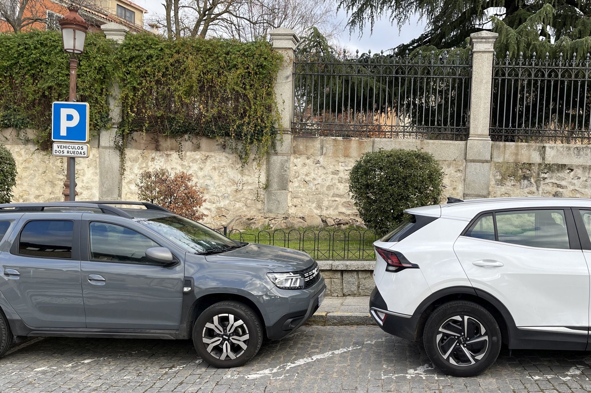 Fotos de los problemas en aparcamientos de Segovia