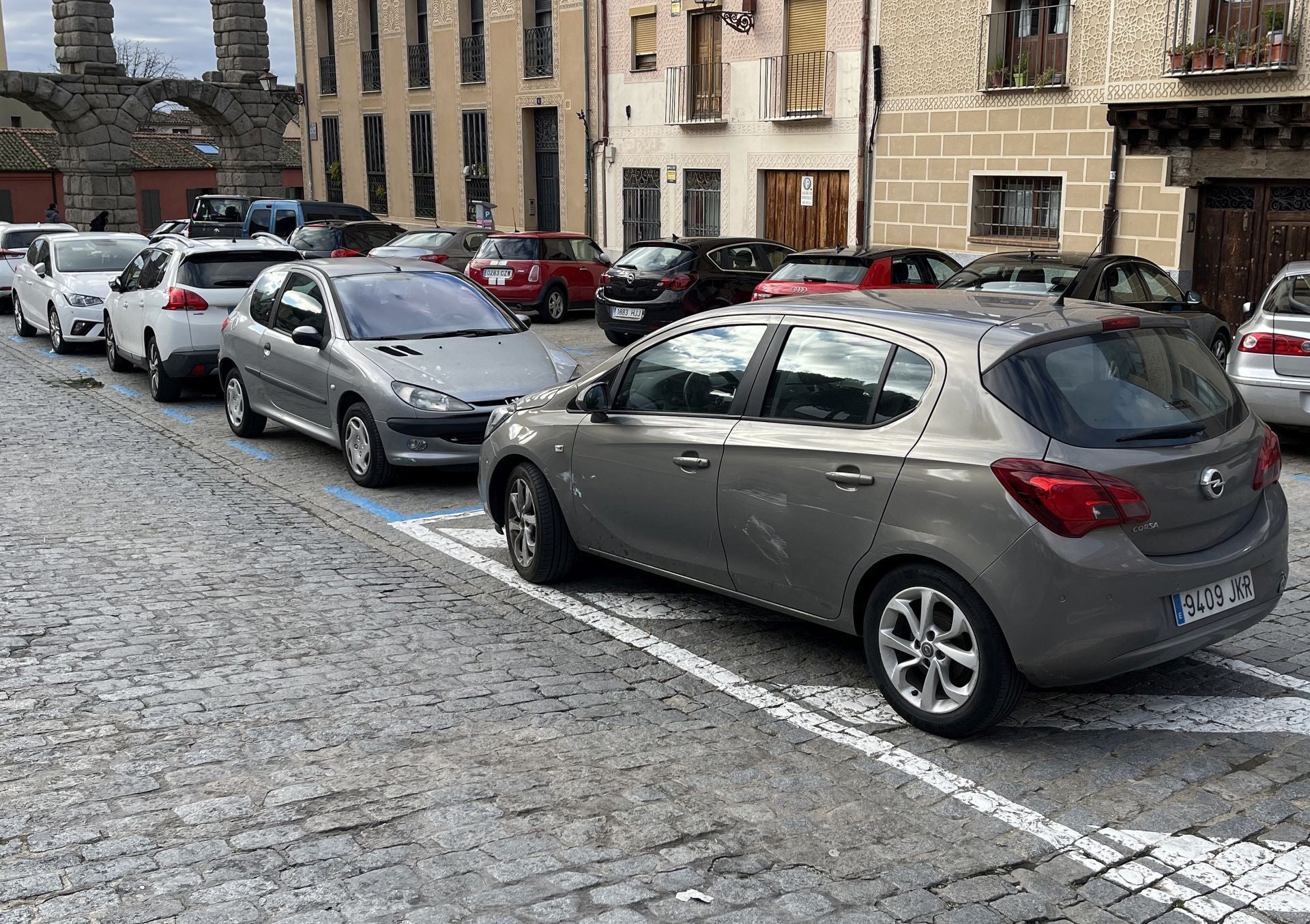 Fotos de los problemas en aparcamientos de Segovia