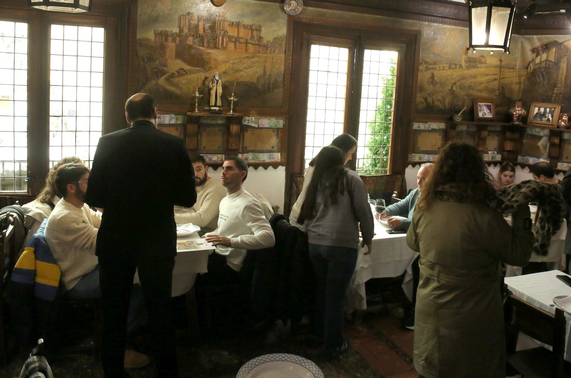 La avalancha de turistas durante el puente, en imágenes