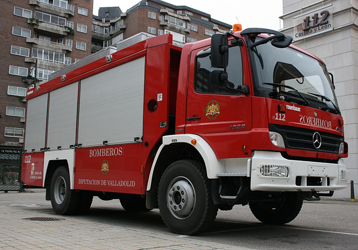 Imagen de archivo de un camión de los Bomberos de la Diputación de Valladolid.