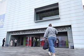 Entrada, este martes, al Hospital Universitario Río Hortega