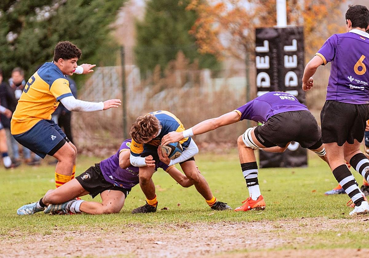 Imagen principal - El Torneo Melé, un ejemplo de competición, compañerismo, respeto y solidaridad