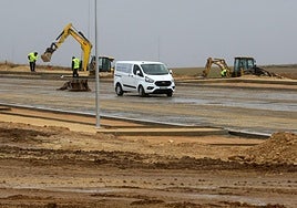 Obras de urbanización del polígono industrial de Los Hitales, en Bernuy de Porreros.