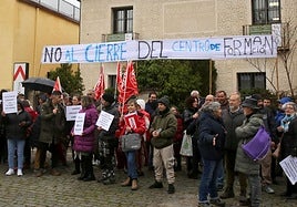 Un momento de la protesta en la antigua Fábrica de Borra.