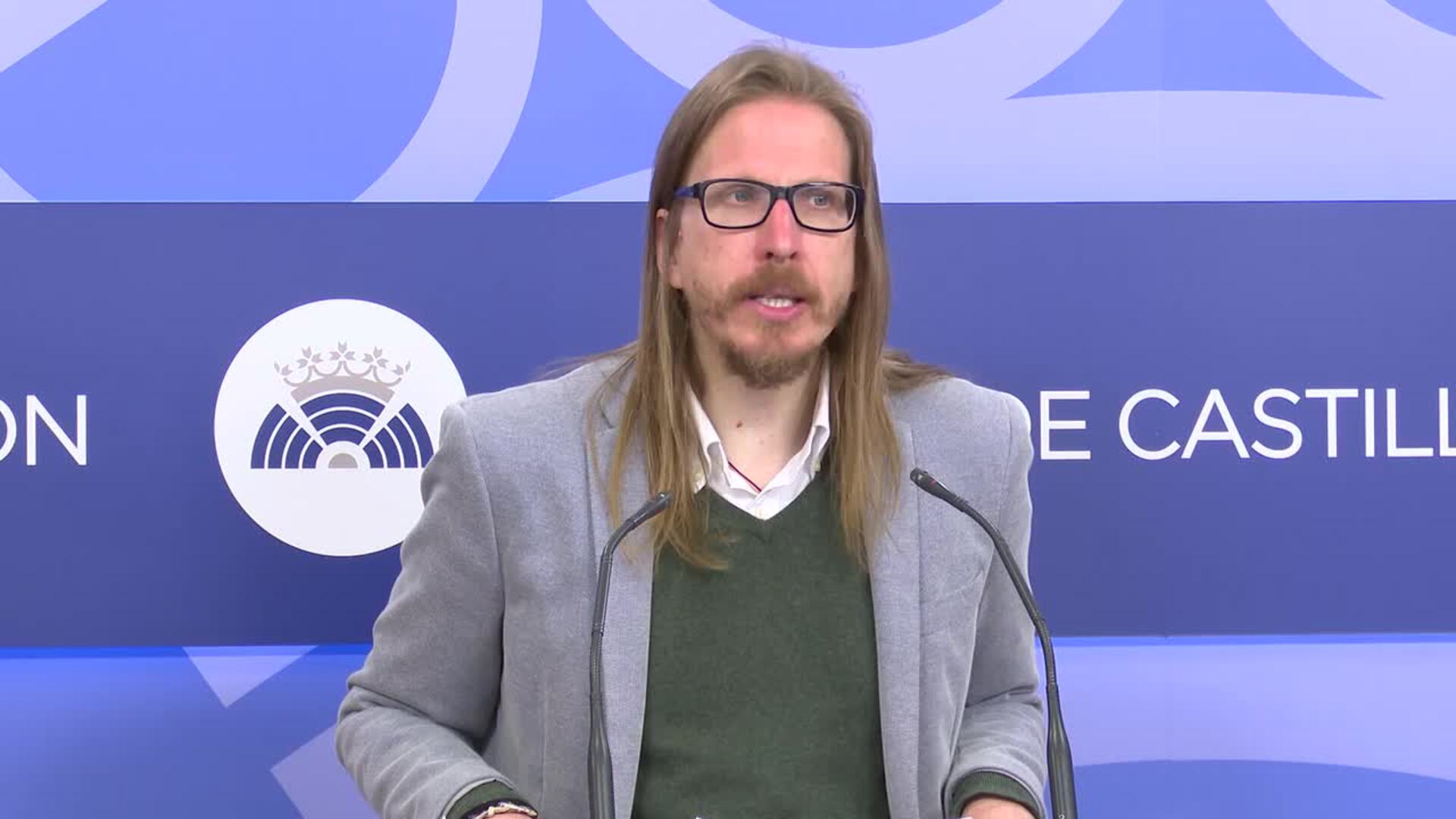 Fernández acusa a la Junta de abandonar a los trabajadores de Siemens