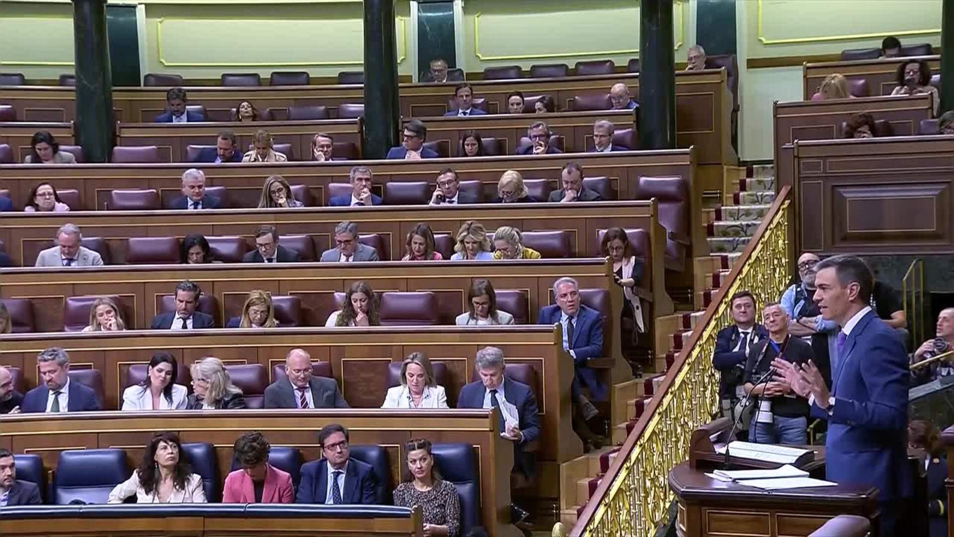 Sánchez carga contra Feijóo por el "no" del PP en el Congreso al decreto antiaranceles