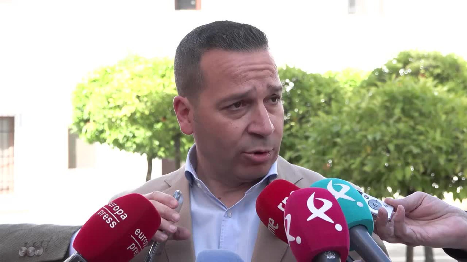 Vox considera que Sánchez debería disculparse ante los extremeños tras la difusión de mensajes