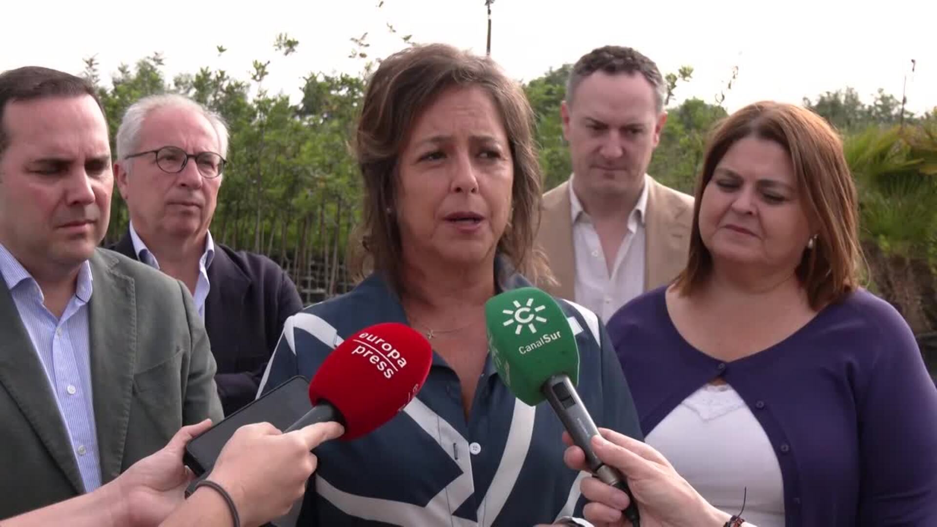El vivero de San Jerónimo produce más de medio millón de árboles al año para restaurar paisajes