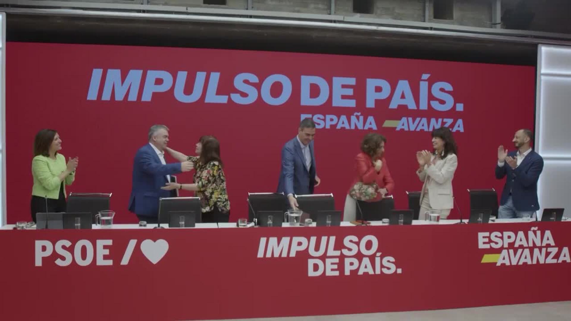 Sánchez pide "perdón" y anuncia una auditoría externa de las cuentas del PSOE