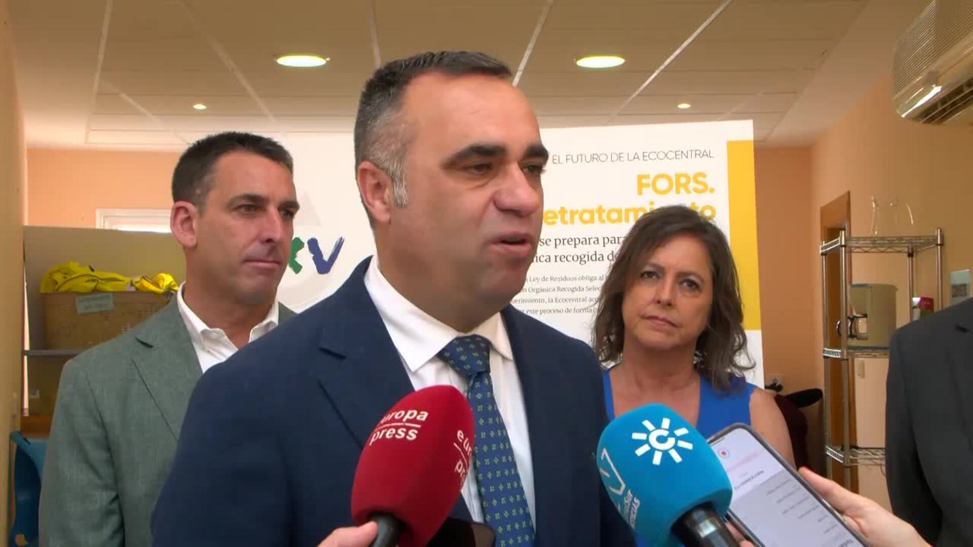 Primera piedra de la nueva línea de pretratamiento de biorresiduos en la Ecocentral de Alhendín
