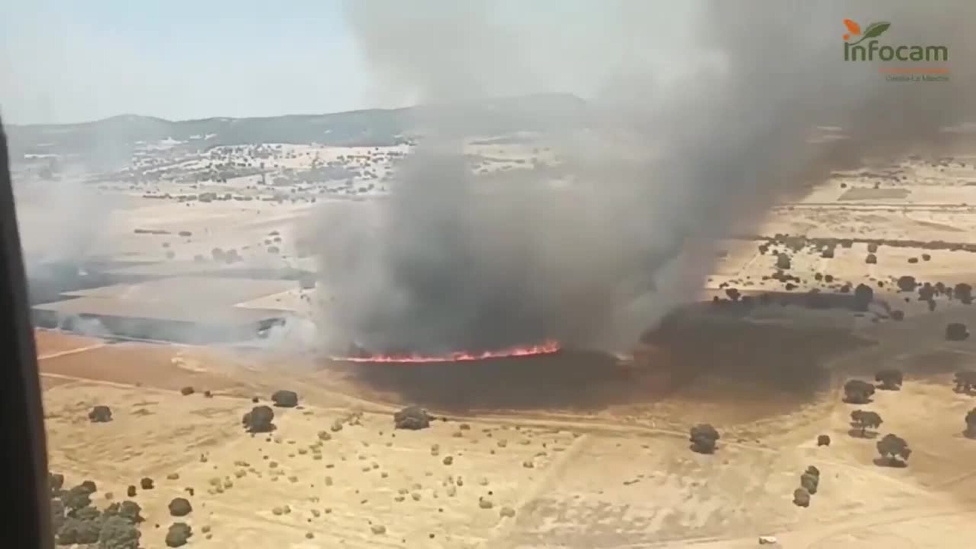 Suspendida la circulación ferroviaria entre Madrid y Andalucía por un incendio en Brazatortas