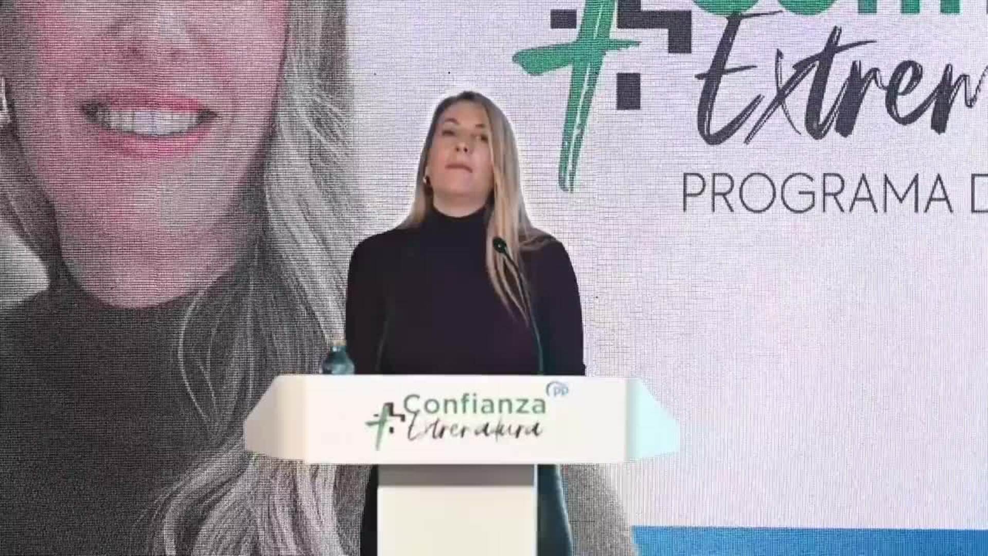 Guardiola presenta un programa de 608 medidas para "impulsar Extremadura"