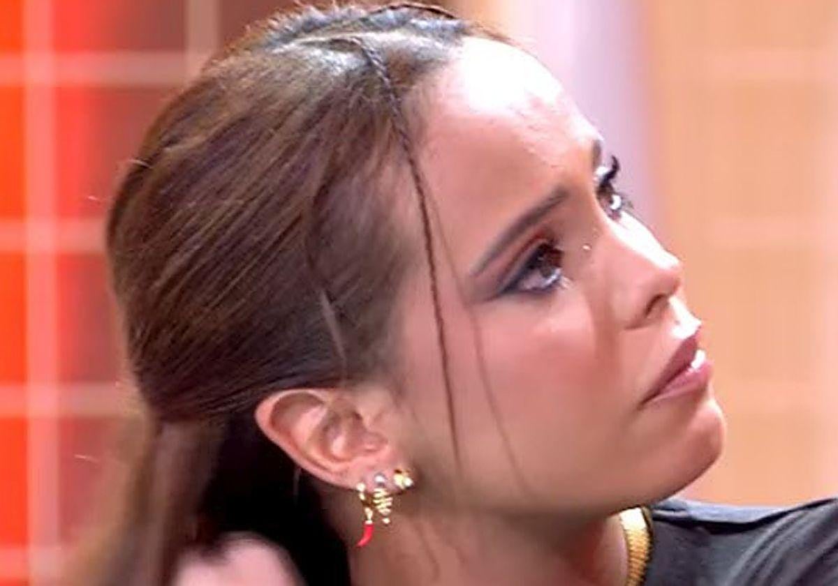 Monumental bronca de Gloria Camila y Álvaro García, en mitad de la calle | El Norte de Castilla