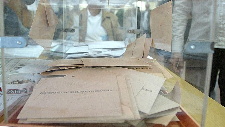 Consulta si te ha tocado mesa para las elecciones de Castilla y León en Valladolid capital