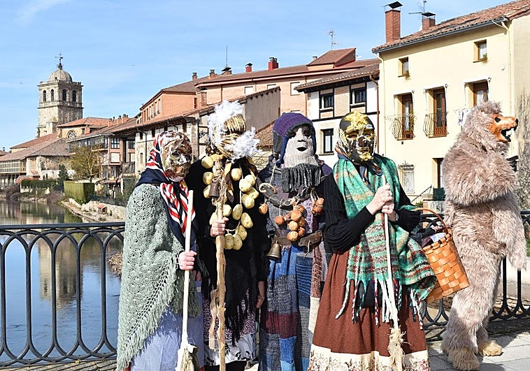 Una cita en Aguilar con el lobo, el oso, el carnero, la vejanera y el Aliguí